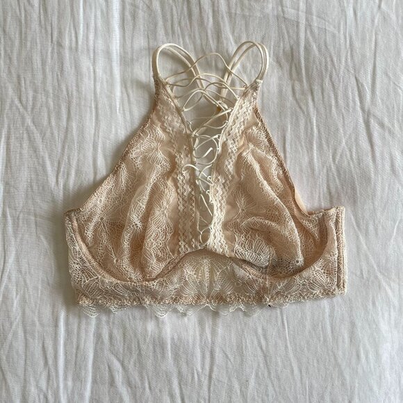 NWT Victoria's Secret Lace Halter Bra Lingerie (sz M) - Picture 1 of 7